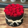 Kutuda Kırmızı Aşk Gülleri